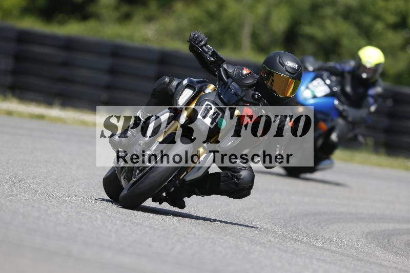 /15 13.05.2025 Max Racing ADR/Gruppe gruen/64